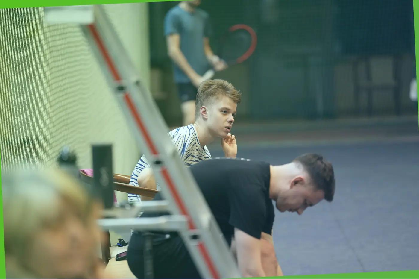 split-trenirovka-po-tennisu-chto-eto
